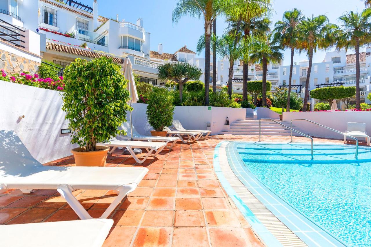 Elviria Playa White Pearl Beach Марбелья Экстерьер фото