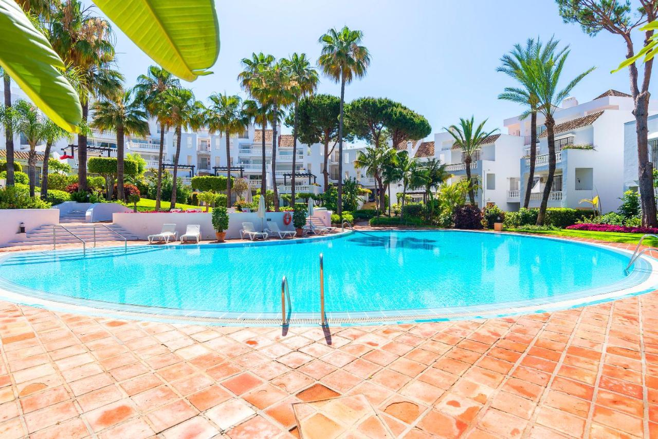 Elviria Playa White Pearl Beach Марбелья Экстерьер фото